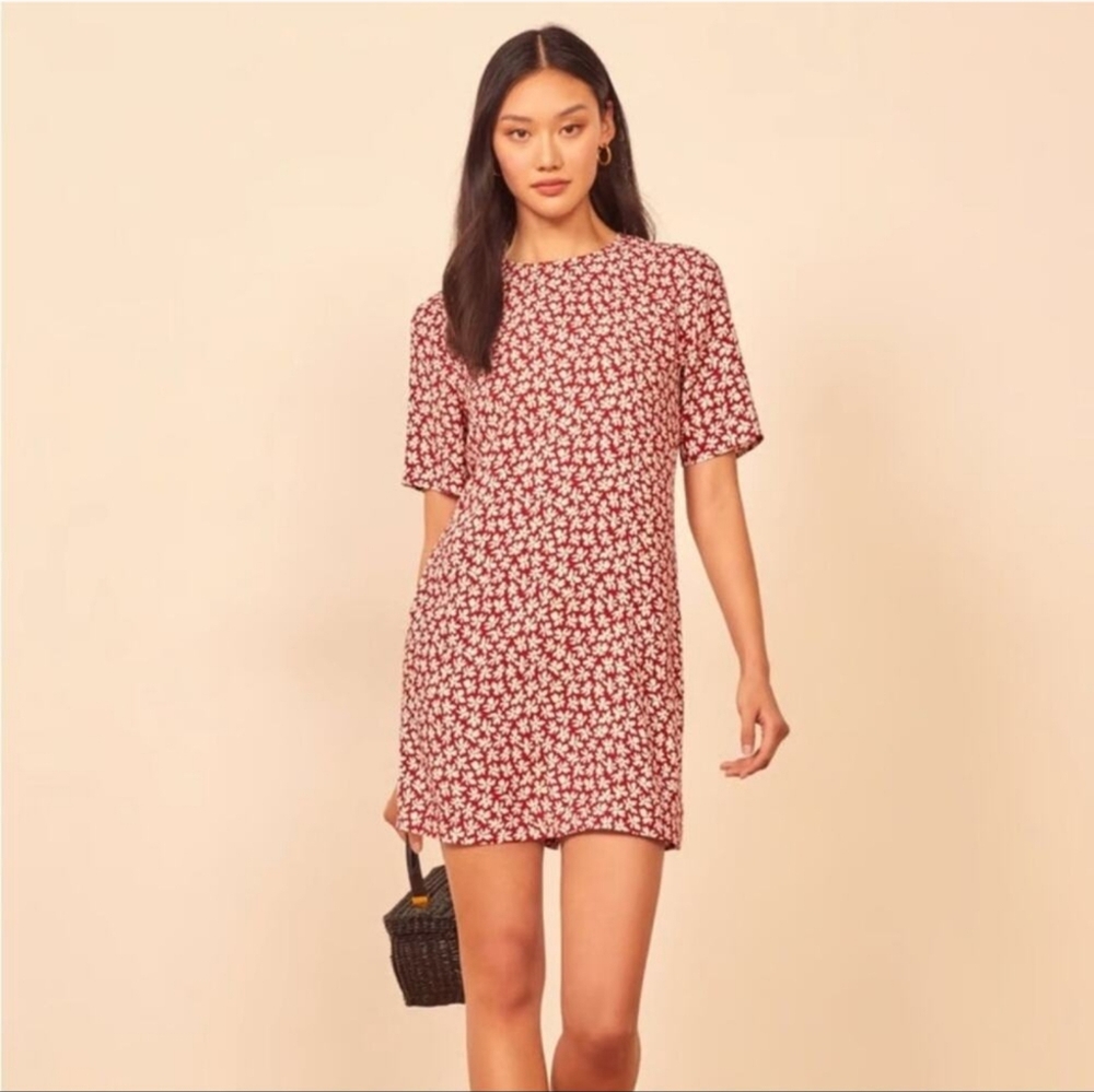 EUC Reformation Beth Shift Dress‎ Red Floral Size M
